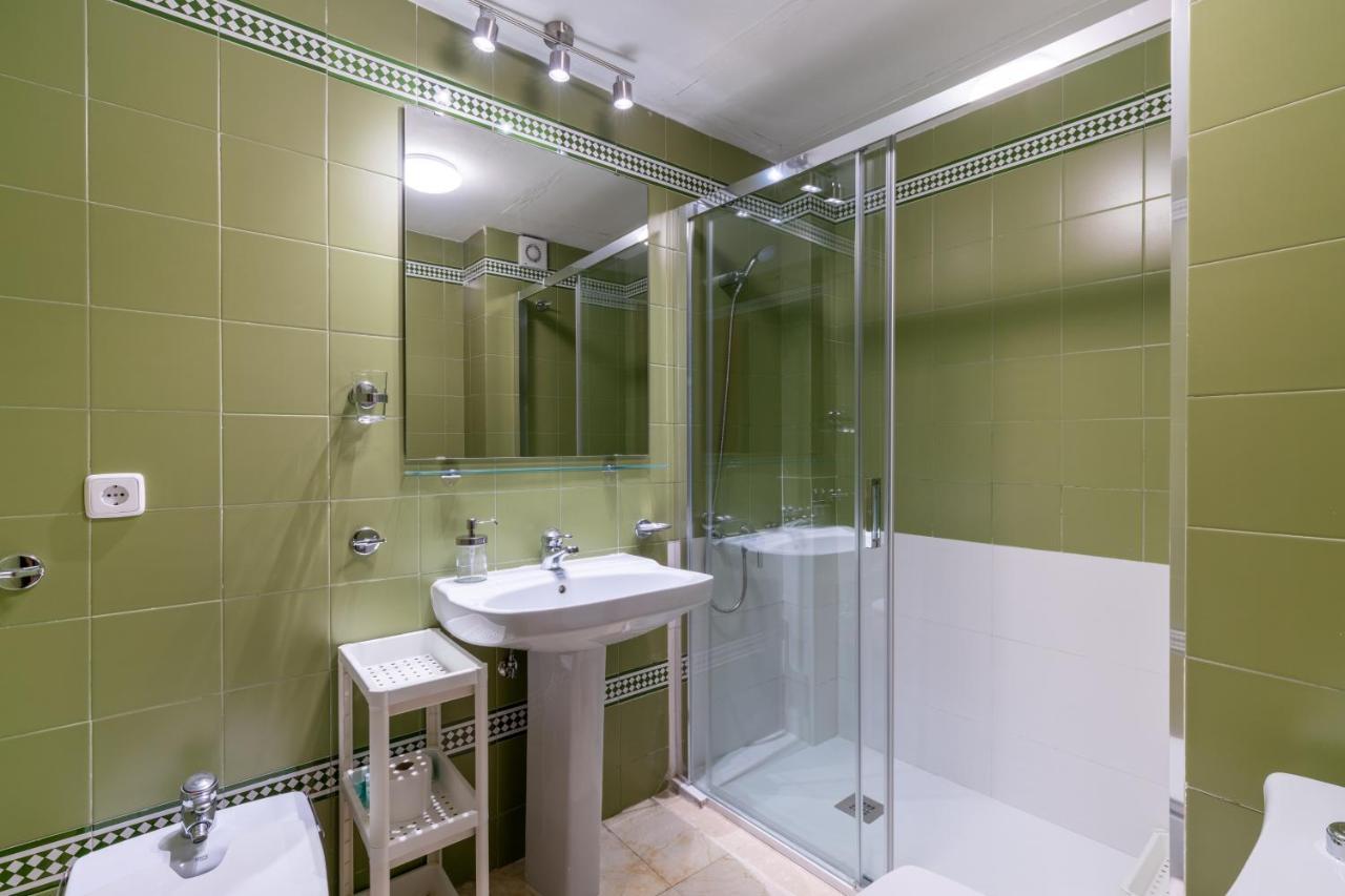 Vr Excelente Ubicacion Luminoso Apt Para Parejas Séville Extérieur photo