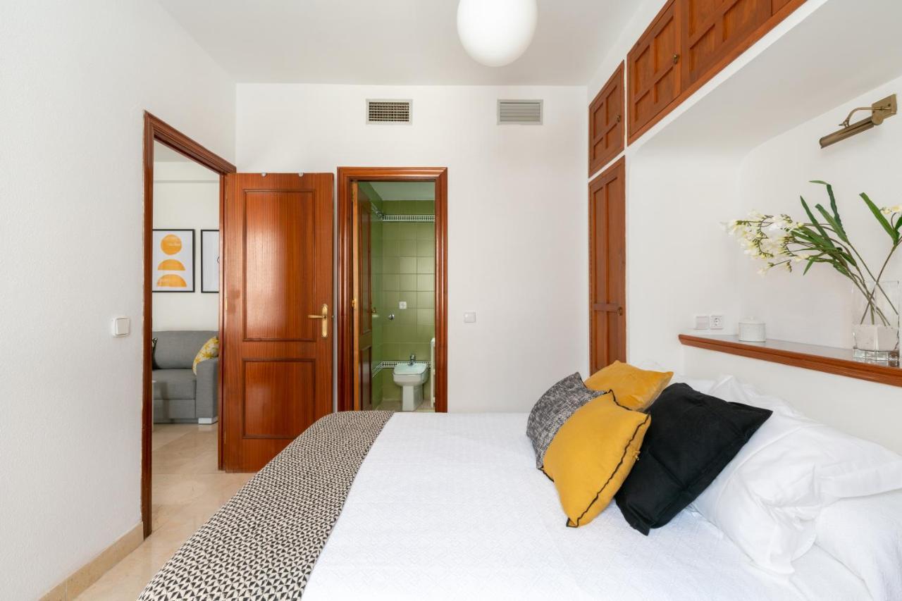 Vr Excelente Ubicacion Luminoso Apt Para Parejas Séville Extérieur photo